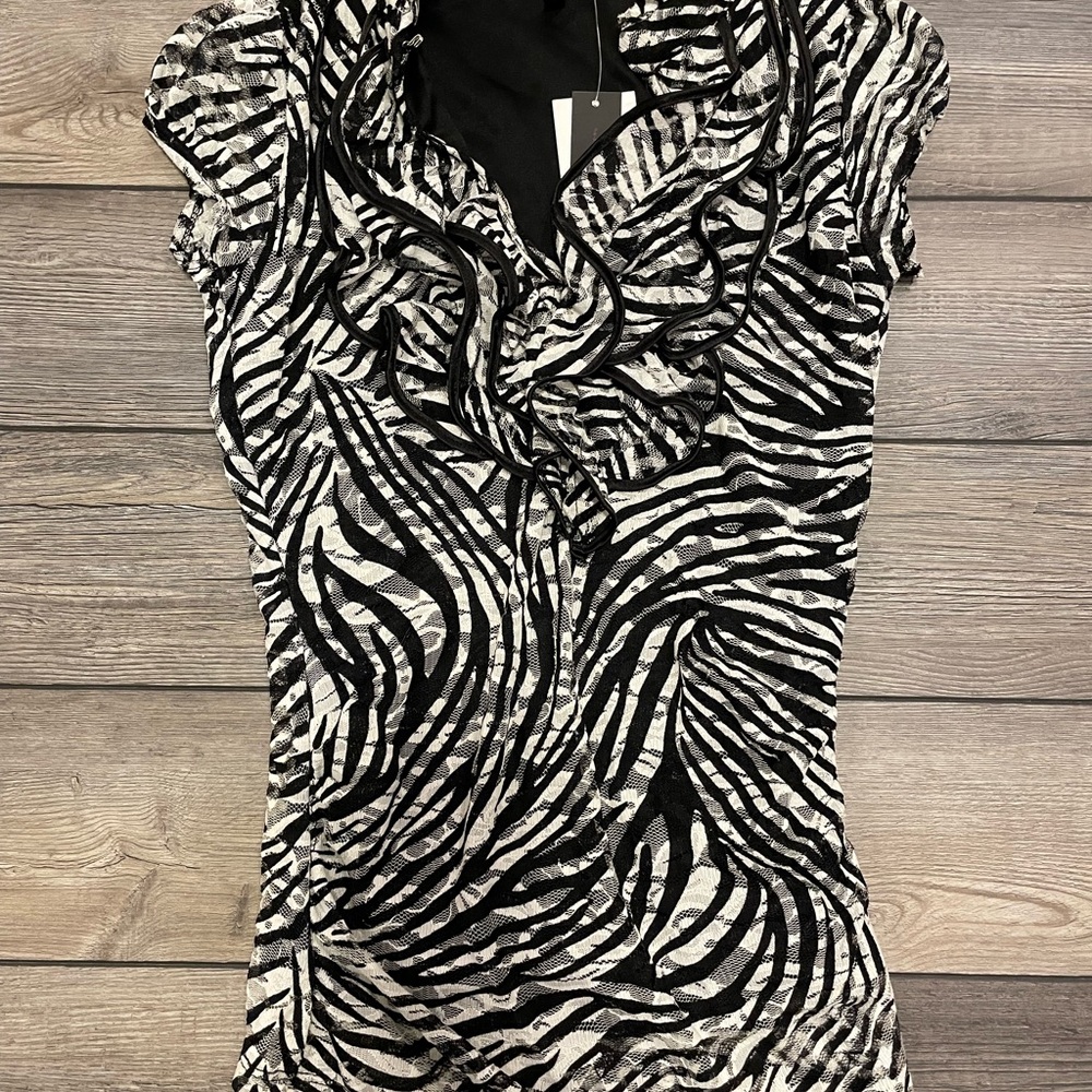 HeartSoul Black and White Ruffled Blouse